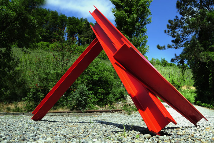Red Hopper 2, 2011